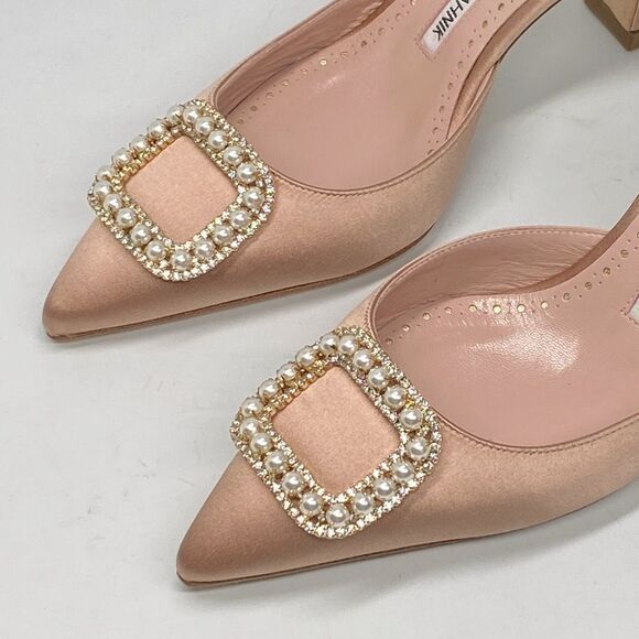 Manolo Blahnik Fabetamu 70 Embellished Satin Mules size 37 - Picture 9 of 16